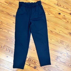 Black lululemon performance ankle length pants